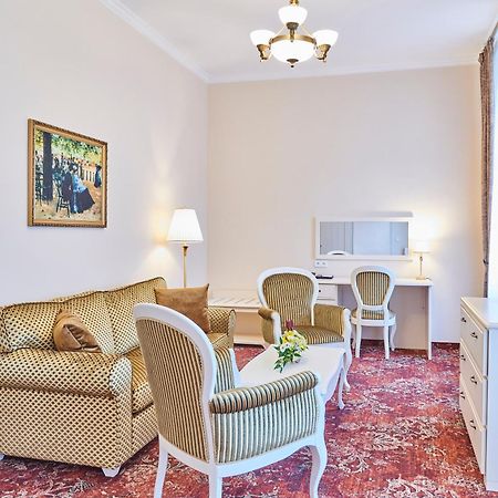 Spa Hotel Centrum Frantiskovy Lazne Bagian luar foto
