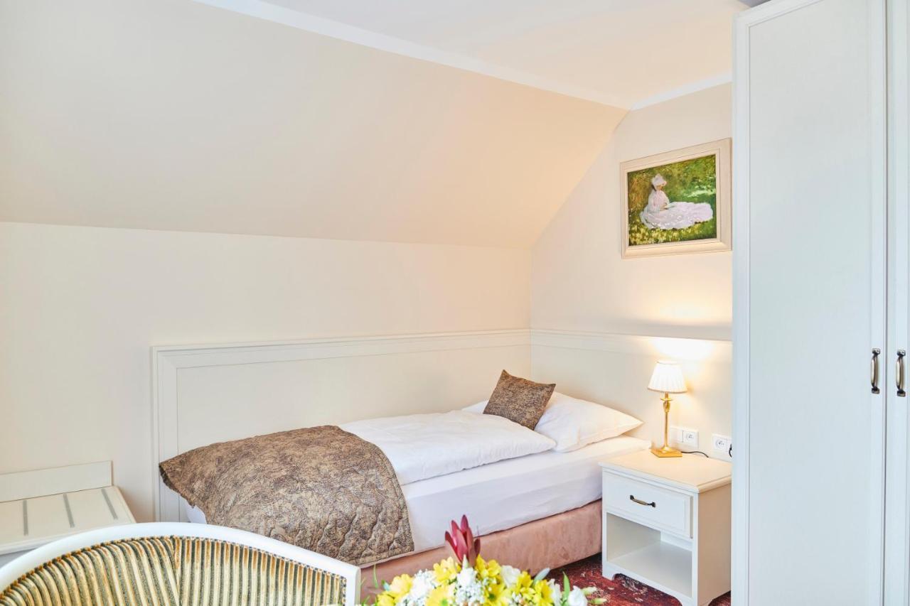 Spa Hotel Centrum Frantiskovy Lazne Bagian luar foto