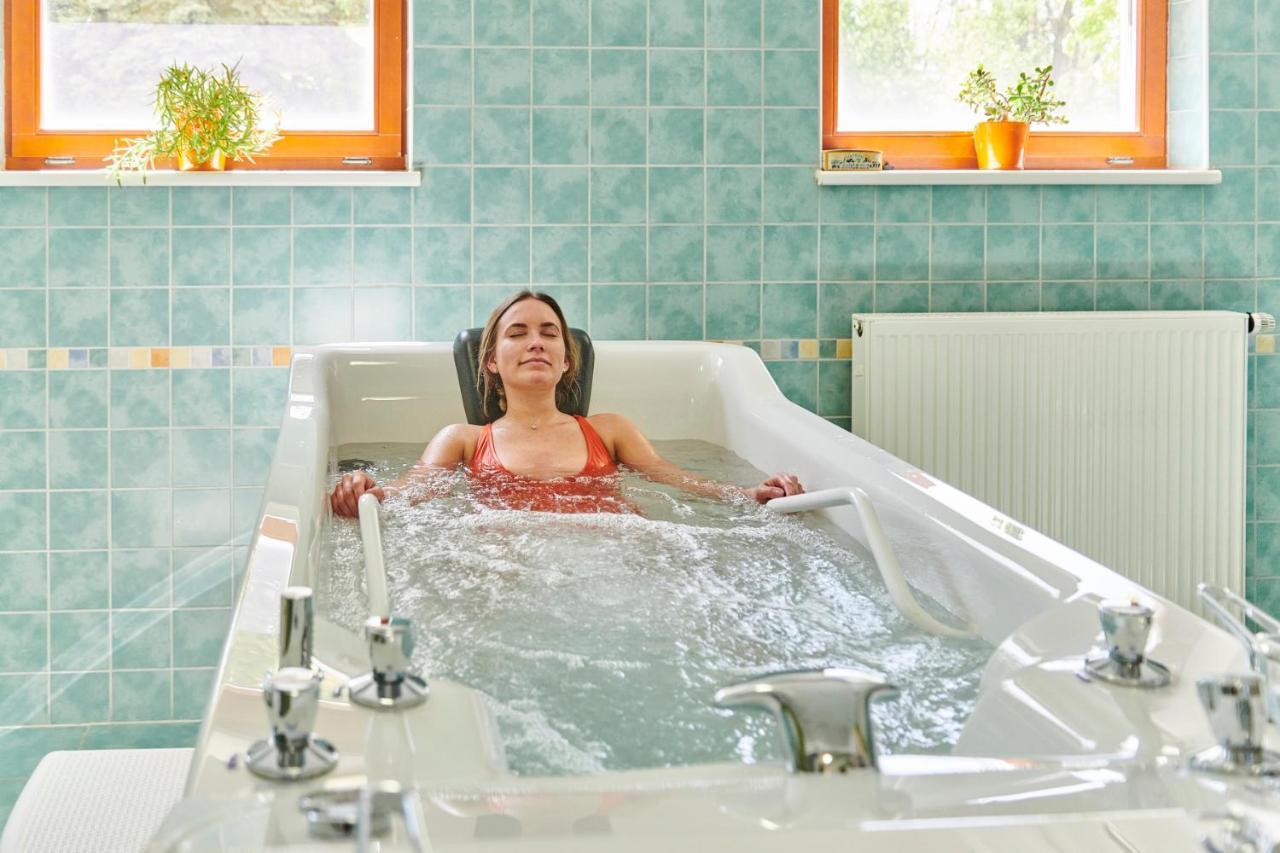 Spa Hotel Centrum Frantiskovy Lazne Bagian luar foto