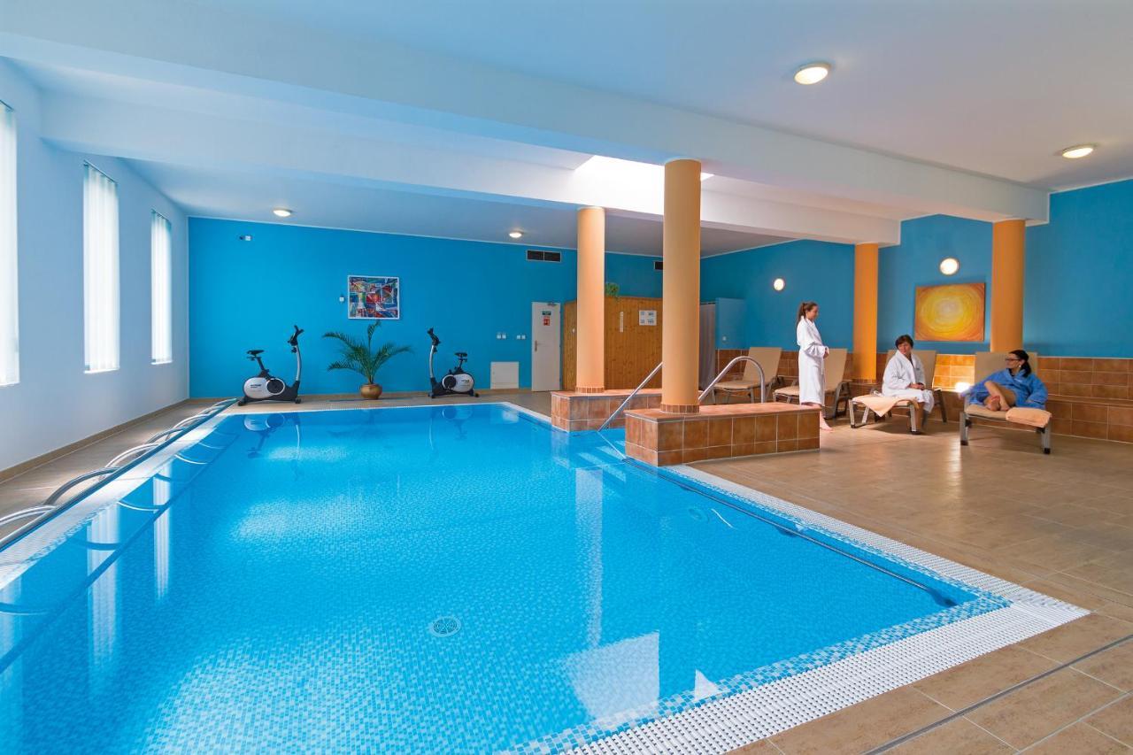 Spa Hotel Centrum Frantiskovy Lazne Bagian luar foto