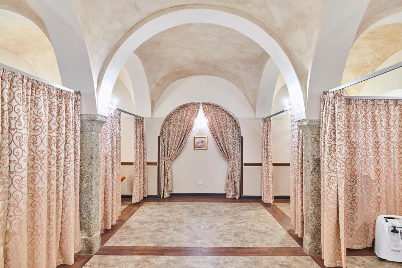 Spa Hotel Centrum Frantiskovy Lazne Bagian luar foto