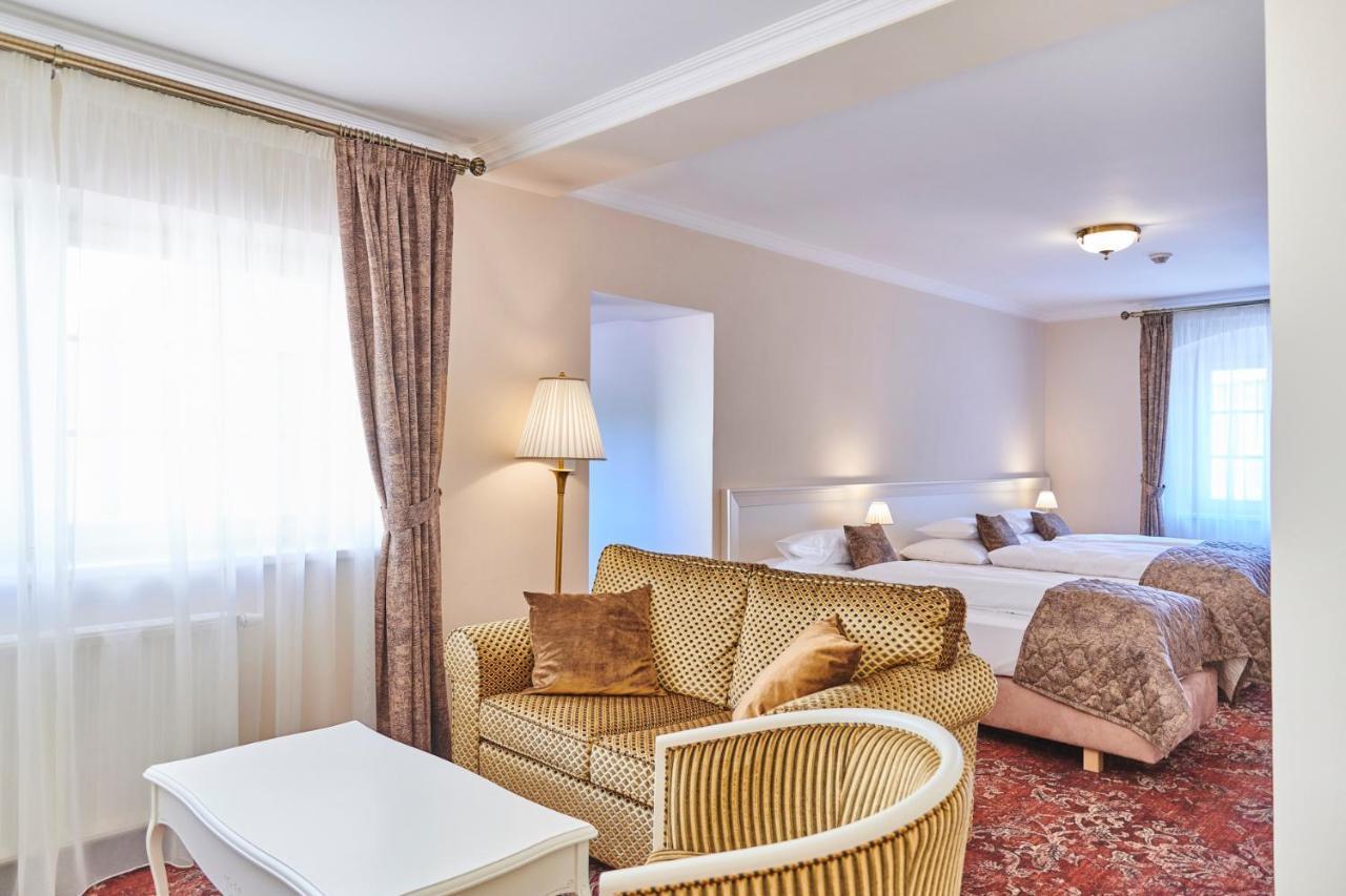Spa Hotel Centrum Frantiskovy Lazne Bagian luar foto