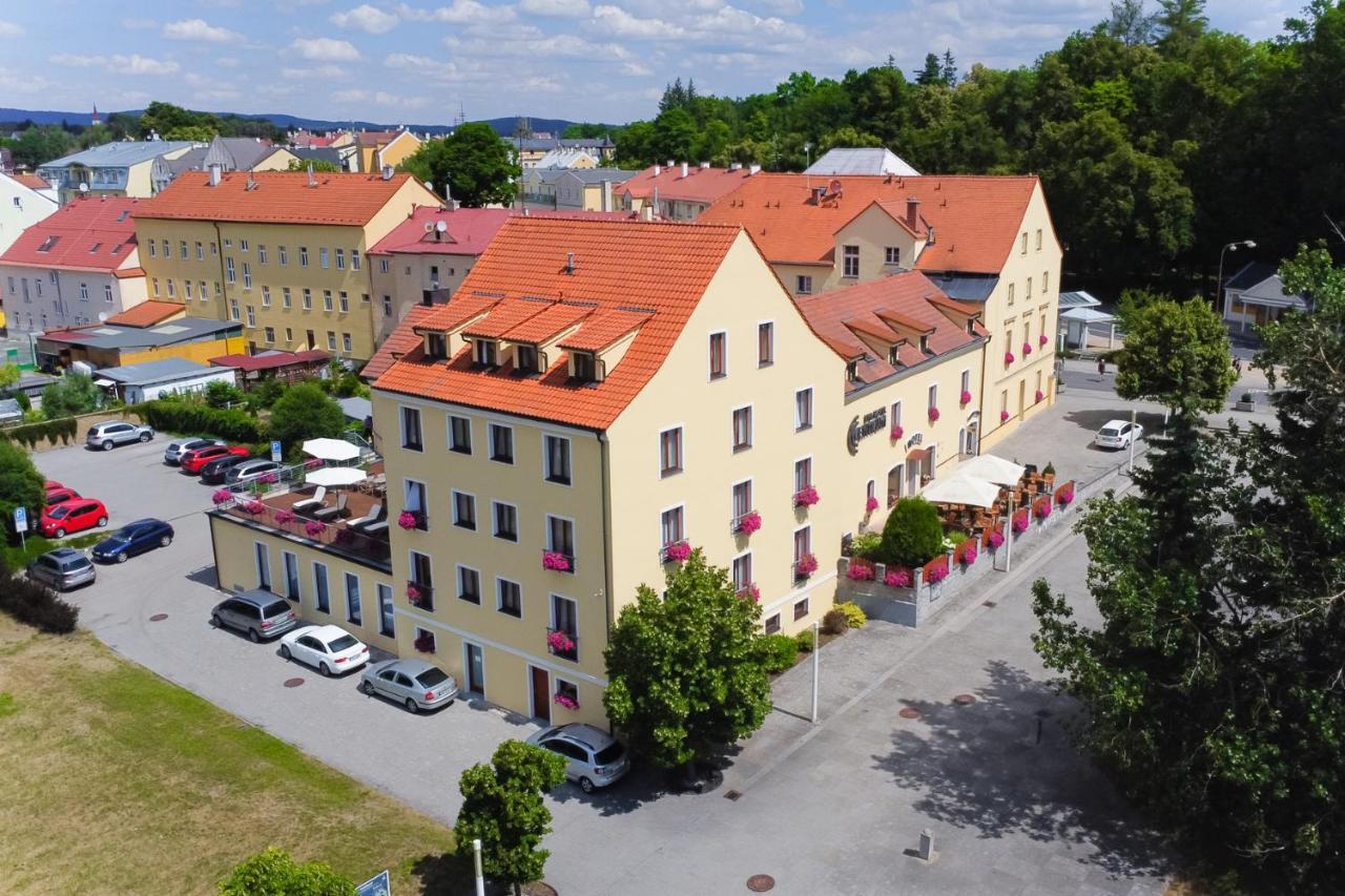 Spa Hotel Centrum Frantiskovy Lazne Bagian luar foto