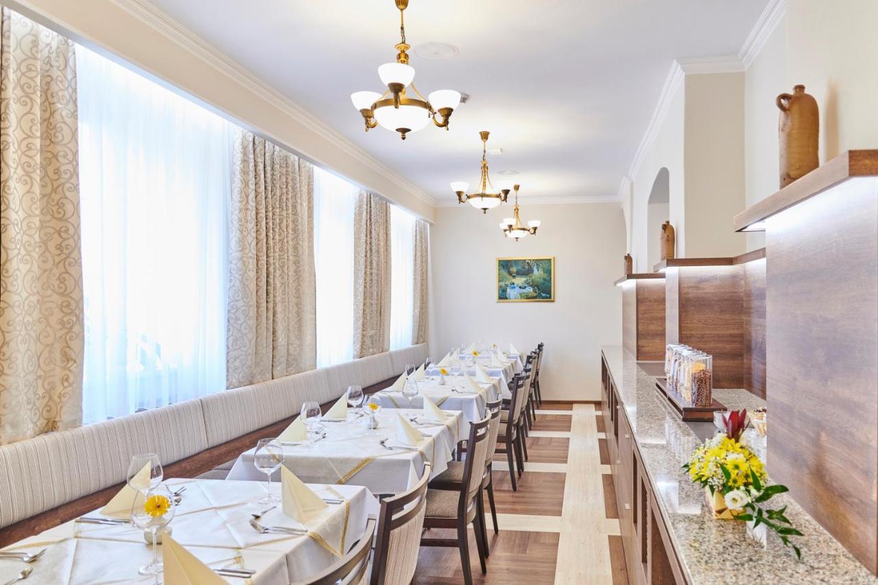 Spa Hotel Centrum Frantiskovy Lazne Bagian luar foto
