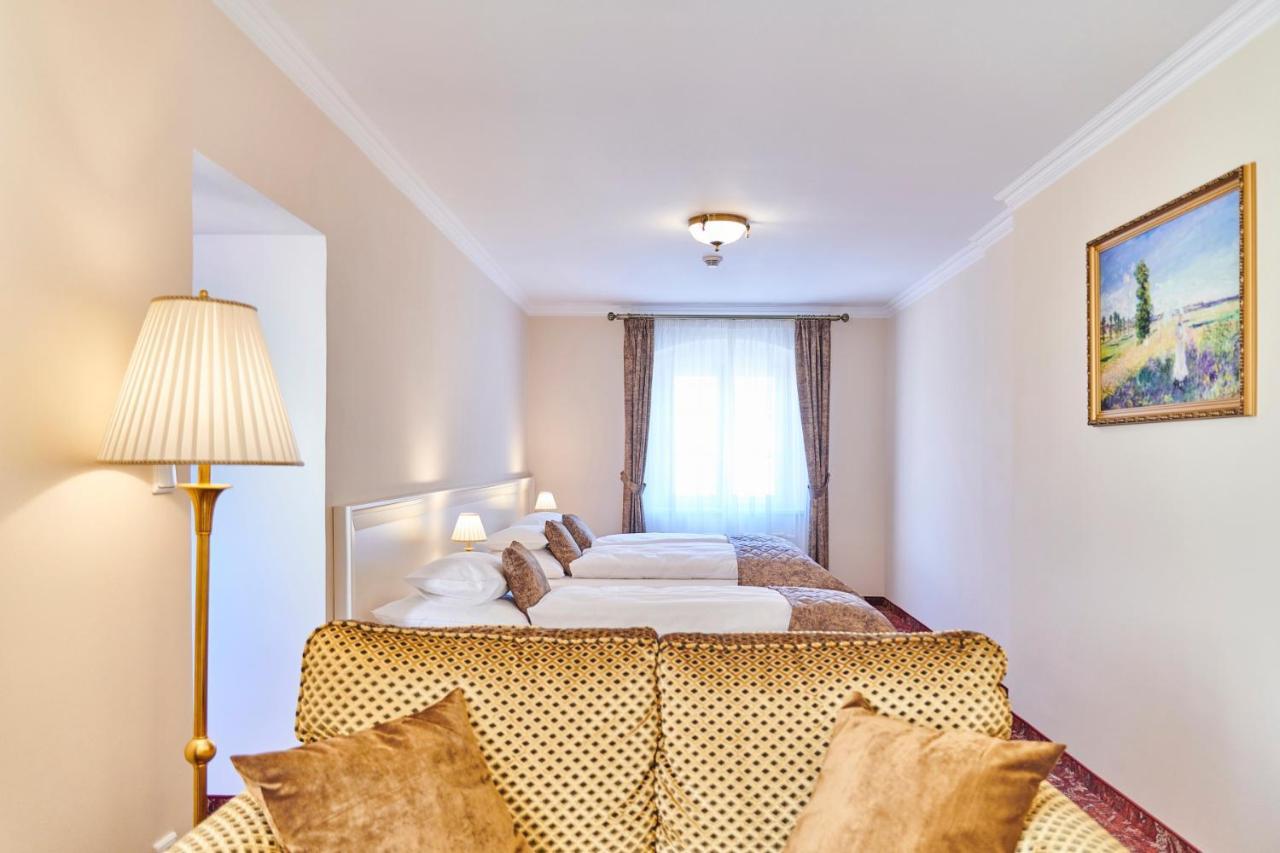 Spa Hotel Centrum Frantiskovy Lazne Bagian luar foto